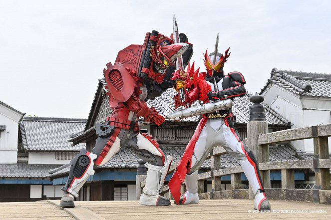 Kamen Rider Saber + Kikai Sentai Zenkaiger: Super Hero Senki - Photos
