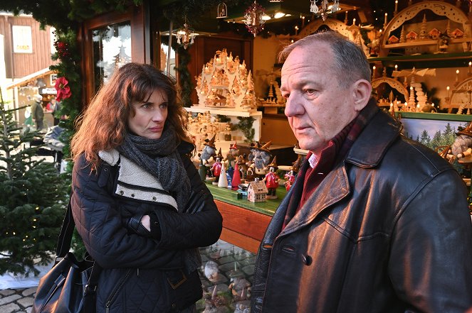 Erzgebirgskrimi - Ein Mord zu Weihnachten - Z filmu - Marie Rönnebeck, Uwe Preuss