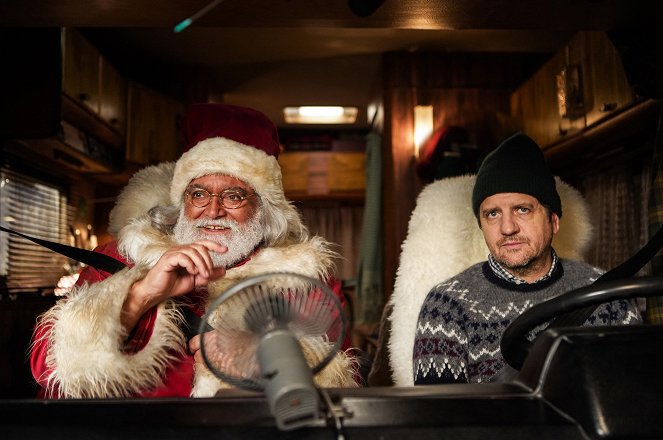 10 giorni con Babbo Natale - Kuvat elokuvasta