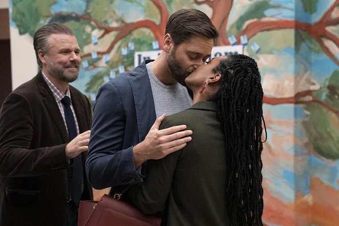 New Amsterdam - Same As It Ever Was - Photos - Tyler Labine, Ryan Eggold