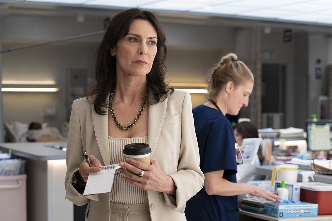 New Amsterdam - Same As It Ever Was - Van film - Michelle Forbes