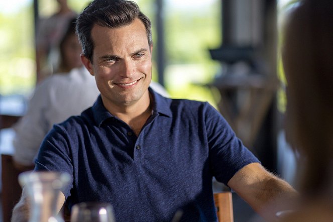 Sun, Sand & Romance - Do filme - Scott Elrod