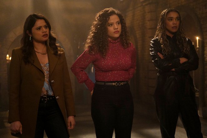 Charmed - Season 4 - The End Is Never the End - Z filmu