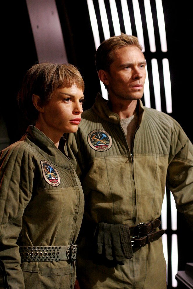 Star Trek: Enterprise - Demonios - De la película - Jolene Blalock, Connor Trinneer