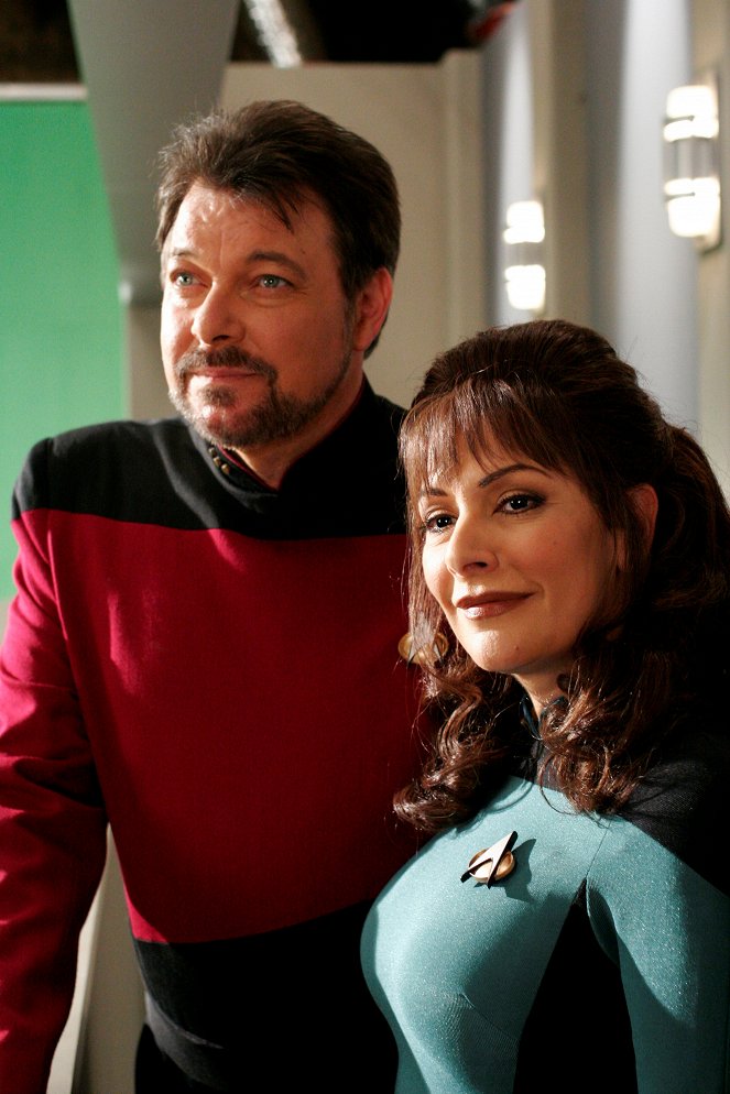 Star Trek: Enterprise - Toto jsou cesty... - Z natáčení - Jonathan Frakes, Marina Sirtis