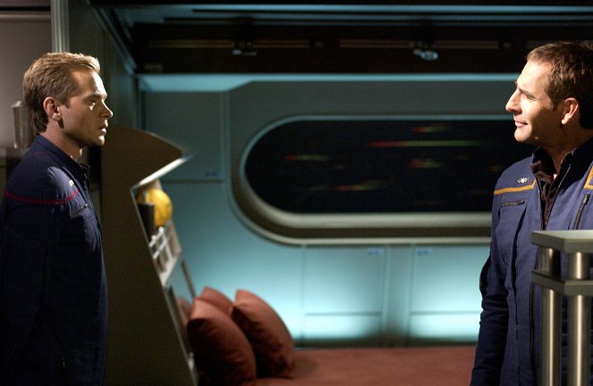 Star Trek: Enterprise - The Aenar - Photos - Connor Trinneer, Scott Bakula
