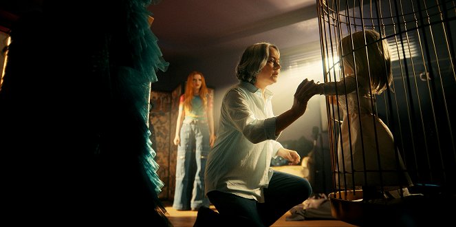Chucky - Season 2 - Death on Denial - Photos - Lachlan Watson, Jennifer Tilly