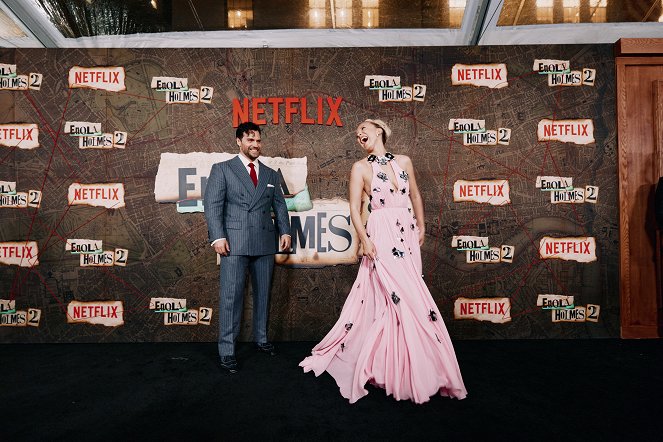 Enola Holmesová 2 - Z akcií - Netflix Enola Holmes 2 Premiere on October 27, 2022 in New York City