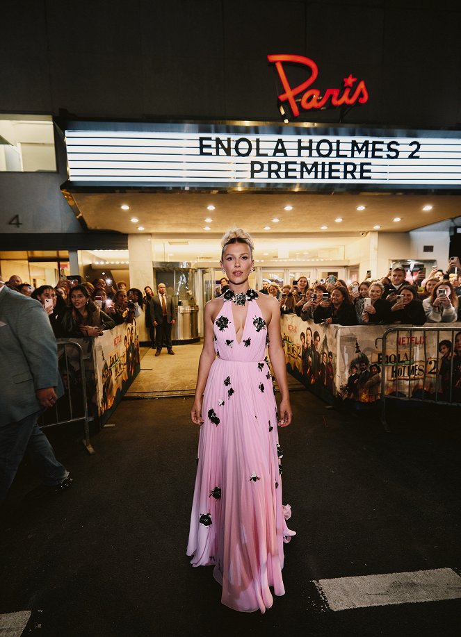 Enola Holmesová 2 - Z akcí - Netflix Enola Holmes 2 Premiere on October 27, 2022 in New York City