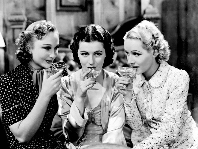 The Lady Vanishes - Do filme - Googie Withers, Margaret Lockwood, Sally Stewart