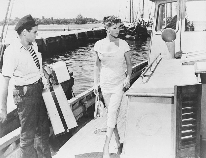 Intohimojen satama - Kuvat elokuvasta - Jack Lemmon, Rita Hayworth