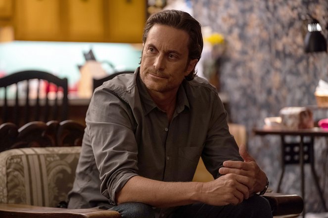 The Cleaning Lady - Truth or Consequences - De la película - Oliver Hudson