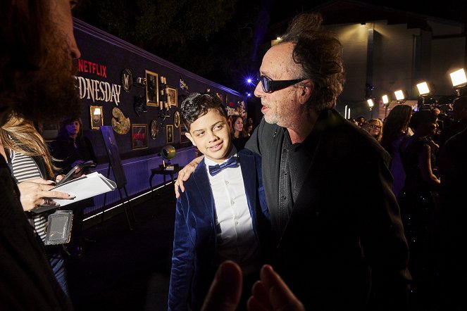 Wednesday - Events - World premiere of Netflix's "Wednesday" on November 16, 2022 at Hollywood Legion Theatre in Los Angeles, California - Isaac Ordonez, Tim Burton