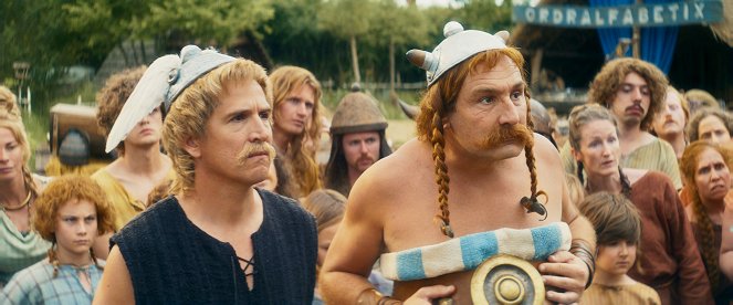 Asteriks i Obeliks: Imperium Smoka - Z filmu - Guillaume Canet, Gilles Lellouche