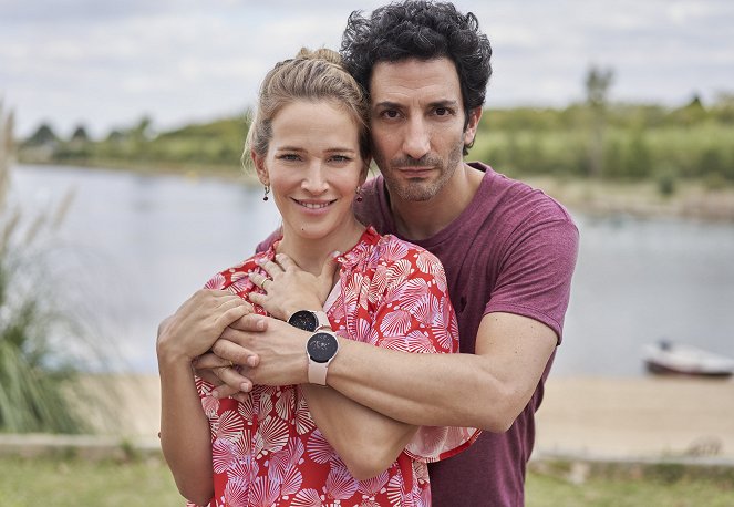 Aviopisteet - Promokuvat - Luisana Lopilato, Juan Minujín