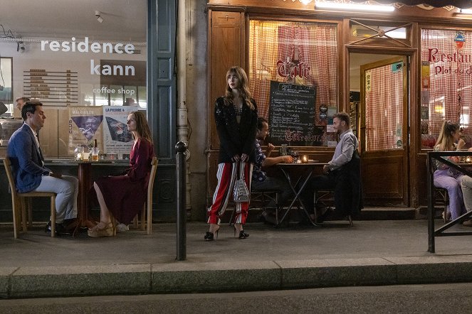 Emily in Paris - Ooo La La Liste - Film - Lily Collins