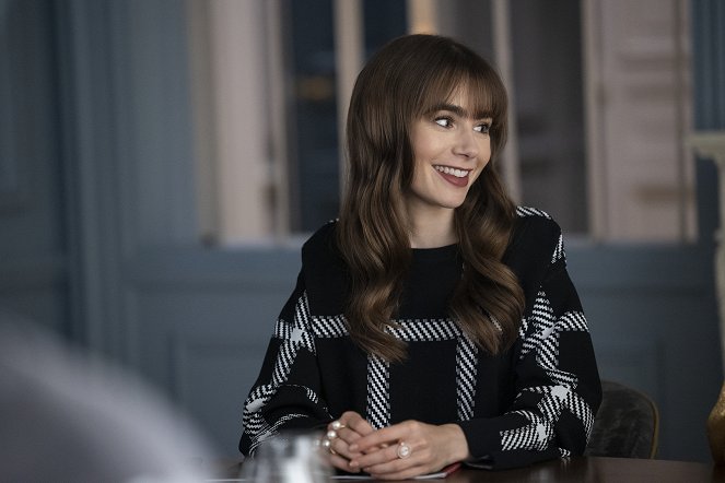 Emily in Paris - Charade - Photos - Lily Collins