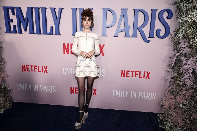 Emily w Paryżu - Season 3 - Z imprez - Emily In Paris premiere on December 15, 2022 in New York City - Lily Collins