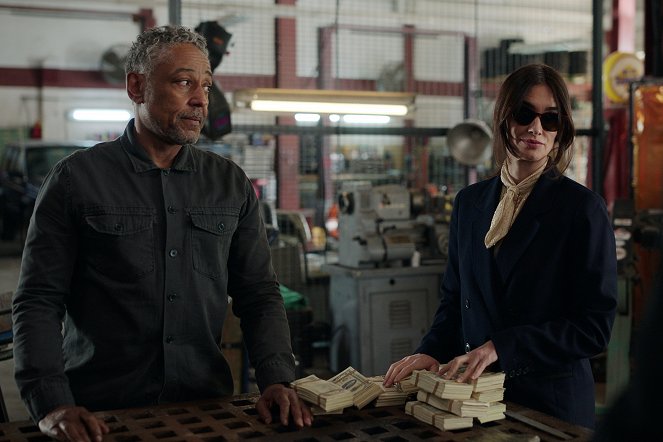 Kaleidoscope - Orange: 3 Weeks Before the Heist - Kuvat elokuvasta - Giancarlo Esposito, Paz Vega