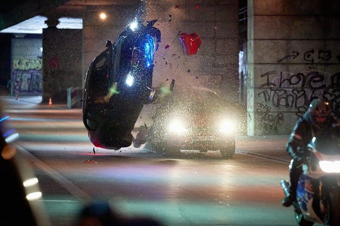 Alarm für Cobra 11 - Die Autobahnpolizei - Machtlos - Van film