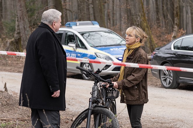 Der Staatsanwalt - Season 18 - Im Totenforst - Van film