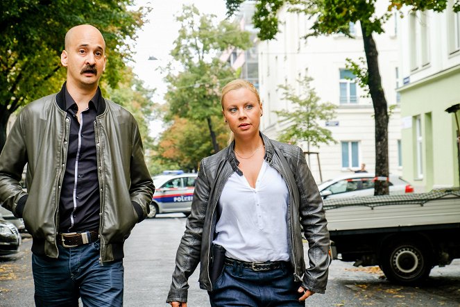 Schnell ermittelt - Season 7 - Jakob Dinkelmann - Filmfotos - Patrick Seletzky, Katharina Straßer