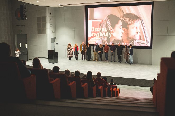 Island of Freedom - Events - Česká premiéra Ostrova svobody ve Zlíně 2. prosince 2022 za účasti tvůrců a tvůrkyň. - Markéta Plšková, Jana Bébarová, Jan Gogola ml., Irena Kocí, Petr Kubala, Markéta Pášmová, Martin Gazda, Filip Blažek, František eF. Horvát, Judit Pecháček, Petr Januschka