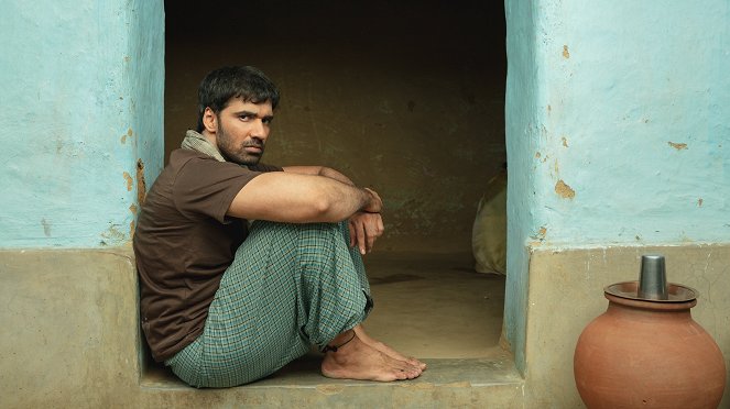 Khakee : Chronique d'un flic du Bihar - Une nouvelle vie - Film