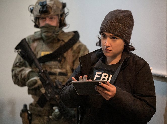 FBI: Most Wanted - Season 3 - El píncho - De la película