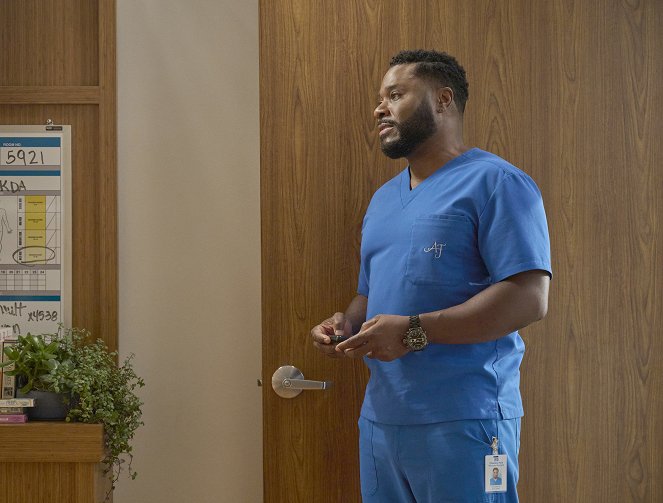 The Resident - Peek and Shriek - De la película - Malcolm-Jamal Warner