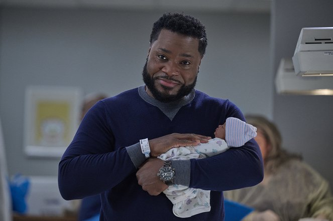 The Resident - It Won't Be Like This for Long - Van film - Malcolm-Jamal Warner
