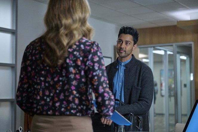 The Resident - A River in Egypt - Photos - Manish Dayal