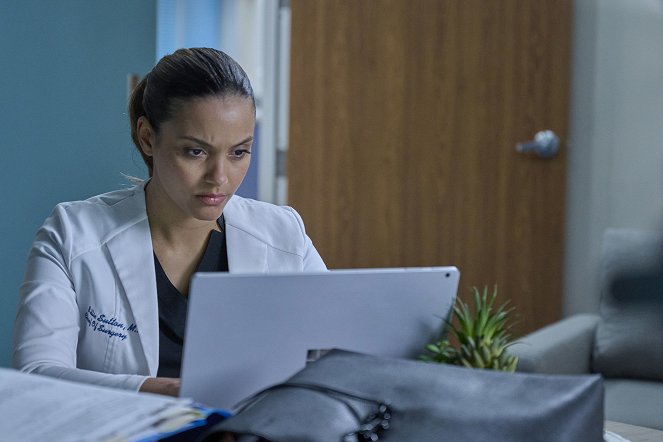 The Resident - Family Day - Photos - Jessica Lucas
