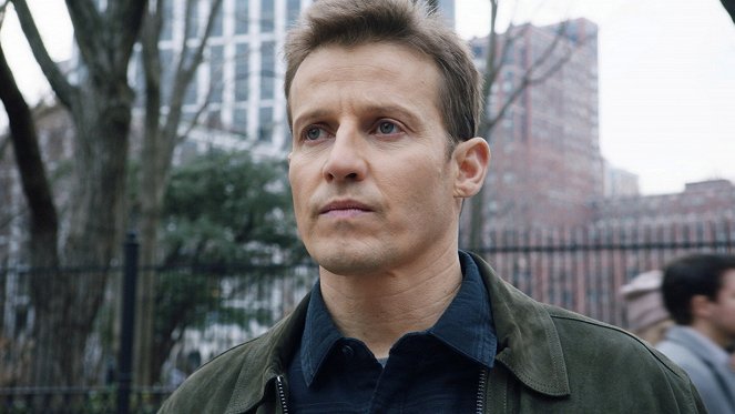 Blue Bloods - Tangled Up in Blue - Van film - Will Estes