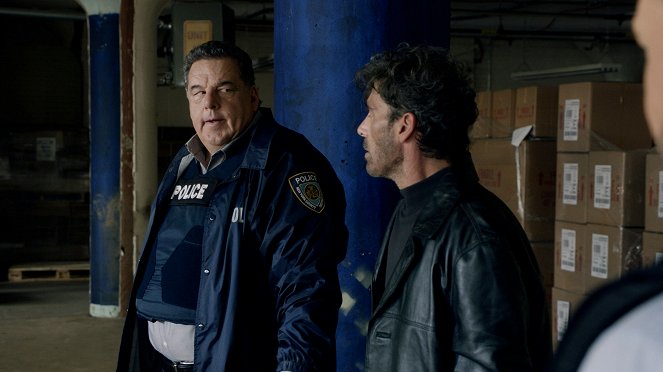 Blue Bloods - Crime Scene New York - Season 12 - Reality Check - Photos - Steve Schirripa, Anthony DeSando