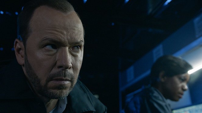 Blue Bloods - Crime Scene New York - Season 12 - Be Smart or Be Dead - Photos - Donnie Wahlberg