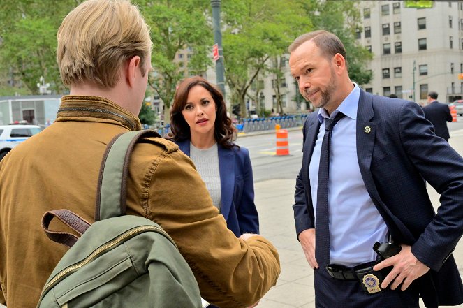 Blue Bloods - Der geheime Ort - Filmfotos - Marisa Ramirez, Donnie Wahlberg