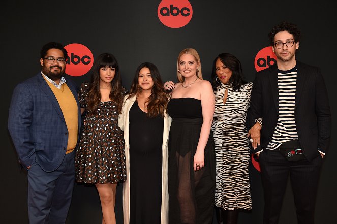 Not Dead Yet - Tapahtumista - ABC Winter TCA Press Tour panels featured in-person Q&As with the stars and executive producers