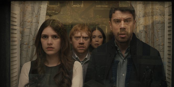 Servant - Itch - Photos - Nell Tiger Free, Rupert Grint, Toby Kebbell