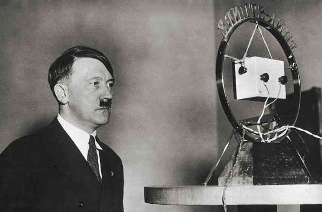 Hitler - Die ersten 100 Tage: Aufbruch in die Diktatur - Film