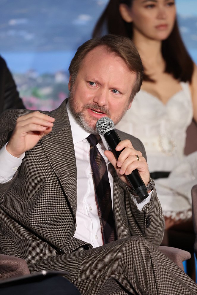 Tőrbe ejtve - Az üveghagyma - Rendezvények - "Glass Onion: A Knives Out Mystery” Press Conference on November 14, 2022 in Los Angeles, California - Rian Johnson