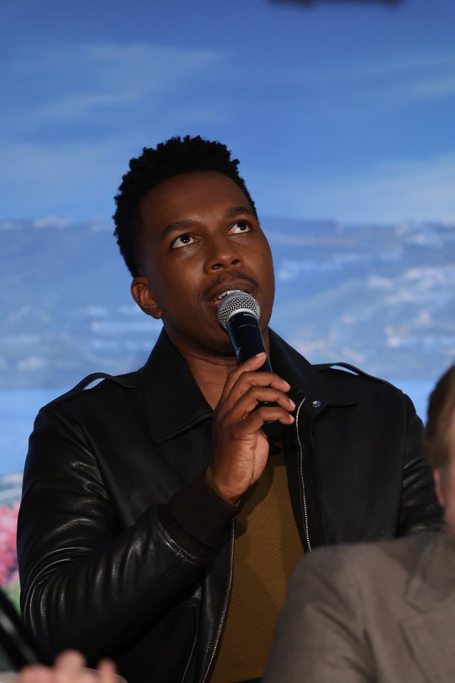 Glass Onion: A Knives Out Mystery - Evenementen - "Glass Onion: A Knives Out Mystery” Press Conference on November 14, 2022 in Los Angeles, California - Leslie Odom Jr.