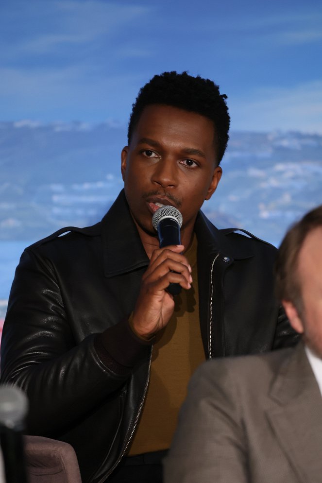 Glass Onion: A Knives Out Mystery - De eventos - "Glass Onion: A Knives Out Mystery” Press Conference on November 14, 2022 in Los Angeles, California - Leslie Odom Jr.