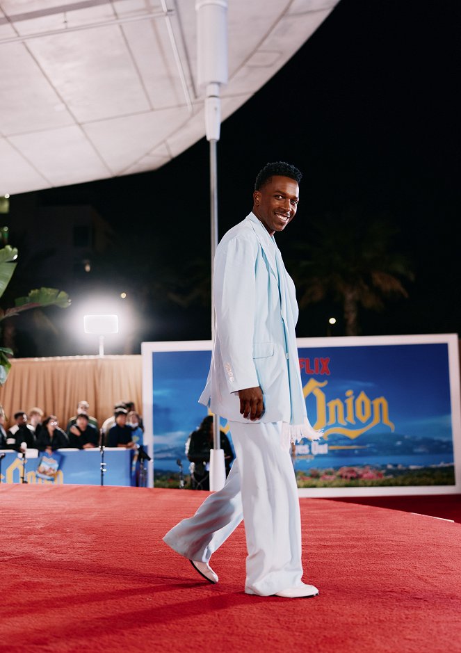 Glass Onion: A Knives Out Mystery - Events - "Glass Onion: A Knives Out Mystery" U.S. premiere at Academy Museum of Motion Pictures on November 14, 2022 in Los Angeles, California - Leslie Odom Jr.