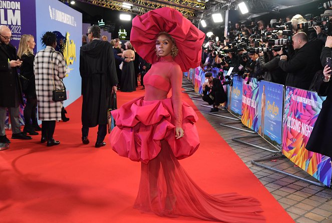 Tőrbe ejtve - Az üveghagyma - Rendezvények - BFI London Film Festival closing night gala for "Glass Onion: A Knives Out Mystery" at The Royal Festival Hall on October 16, 2022 in London, England - Janelle Monáe