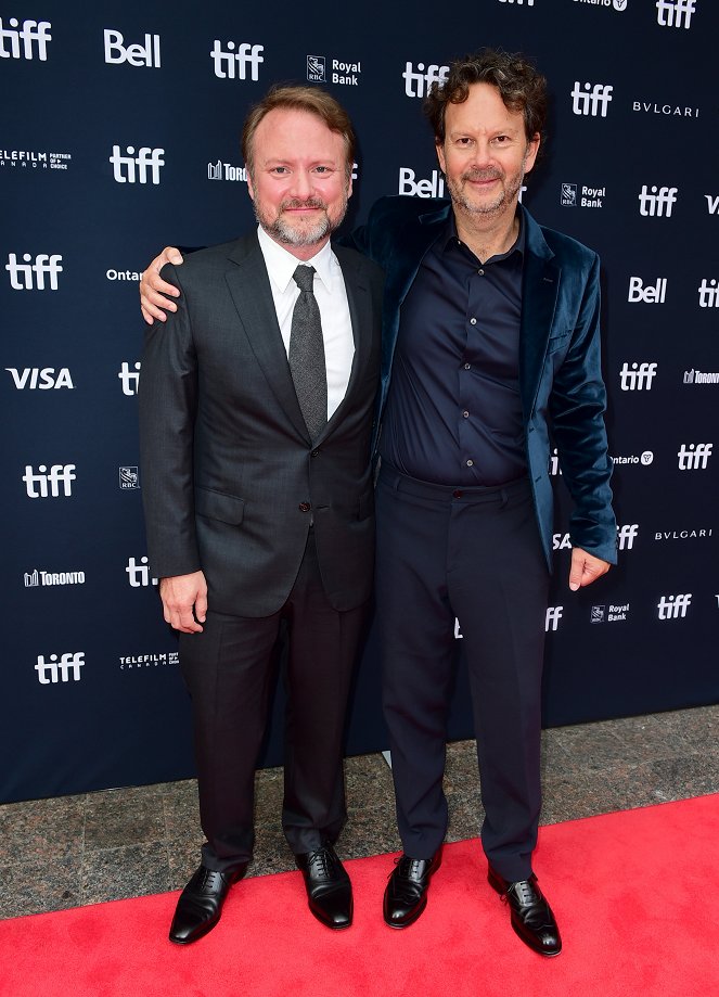 Tőrbe ejtve - Az üveghagyma - Rendezvények - "Glass Onion" world premiere at the Toronto International Film Festival at Princess of Wales Theatre on September 10, 2022 in Toronto, Ontario - Rian Johnson, Ram Bergman