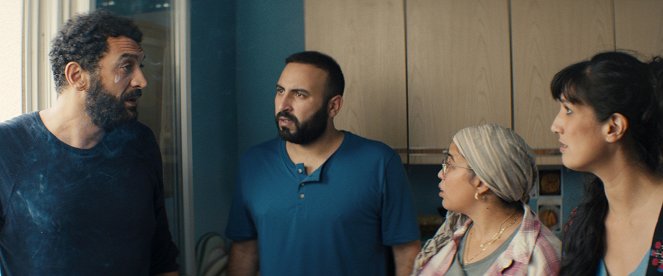 Youssef Salem a du succès - Van film - Ramzy Bedia, Oussama Kheddam, Melha Bedia