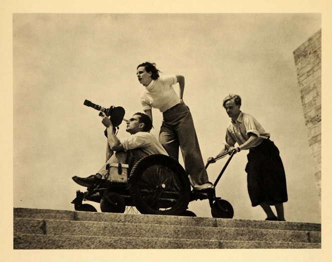 Olympia Part Two: Festival of Beauty - Making of - Leni Riefenstahl