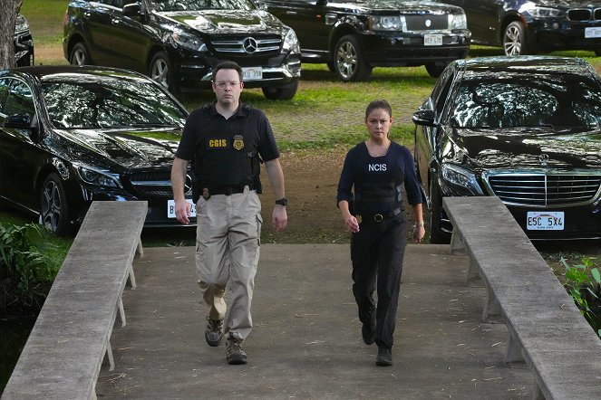 Agenci NCIS: Hawaje - Rising Sun - Z filmu - Mark Gessner, Vanessa Lachey