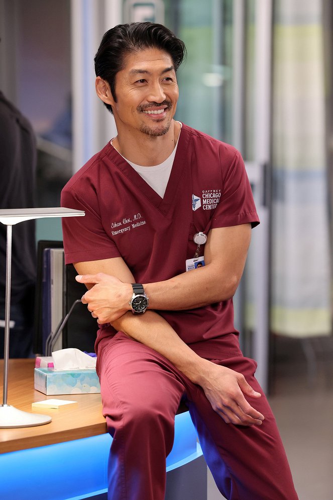 Chicago Med - Mama Said There Would Be Days Like This - Z filmu - Brian Tee